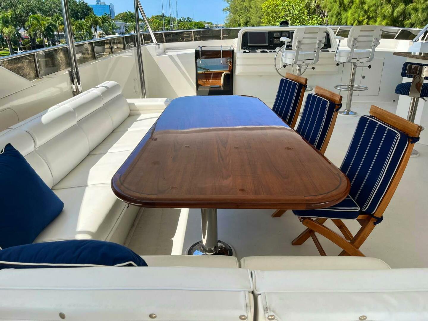 SANCTUARY 100ft Hargrave Yacht For Sale
