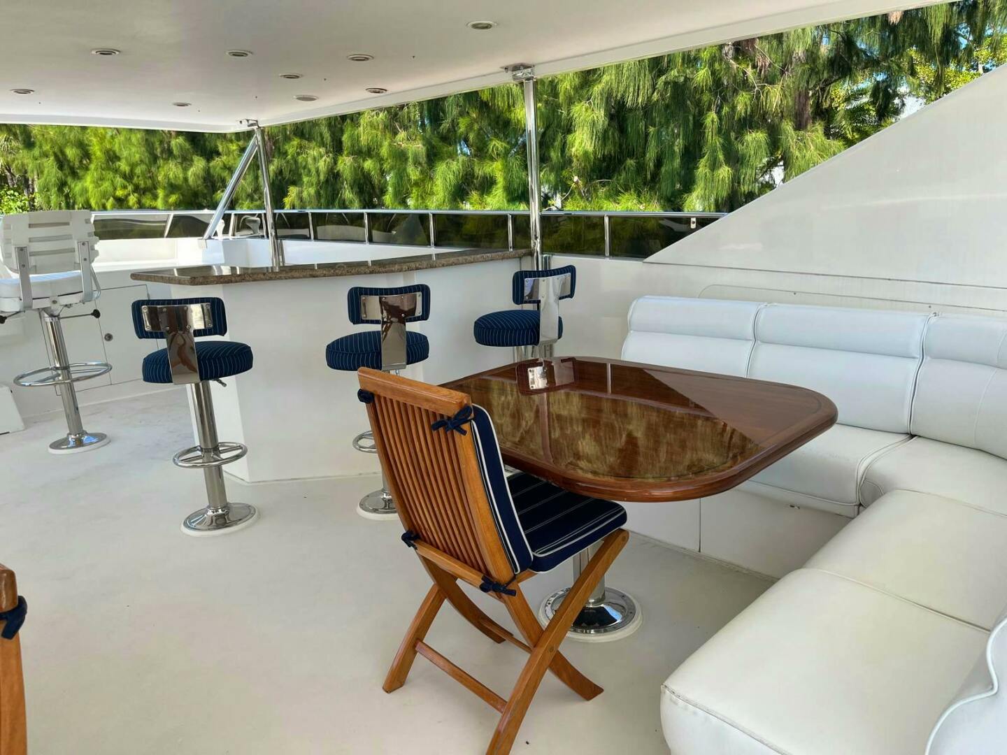 SANCTUARY 100ft Hargrave Yacht For Sale