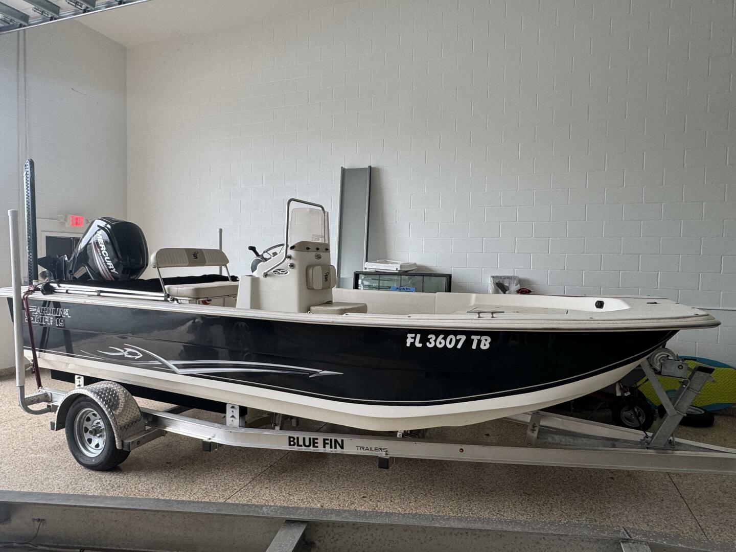 19ft Carolina Skiff Yacht For Sale