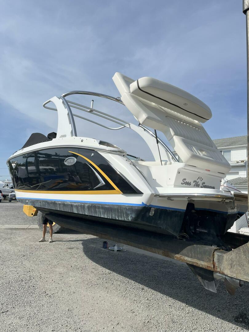 27ft Cobalt Yacht For Sale