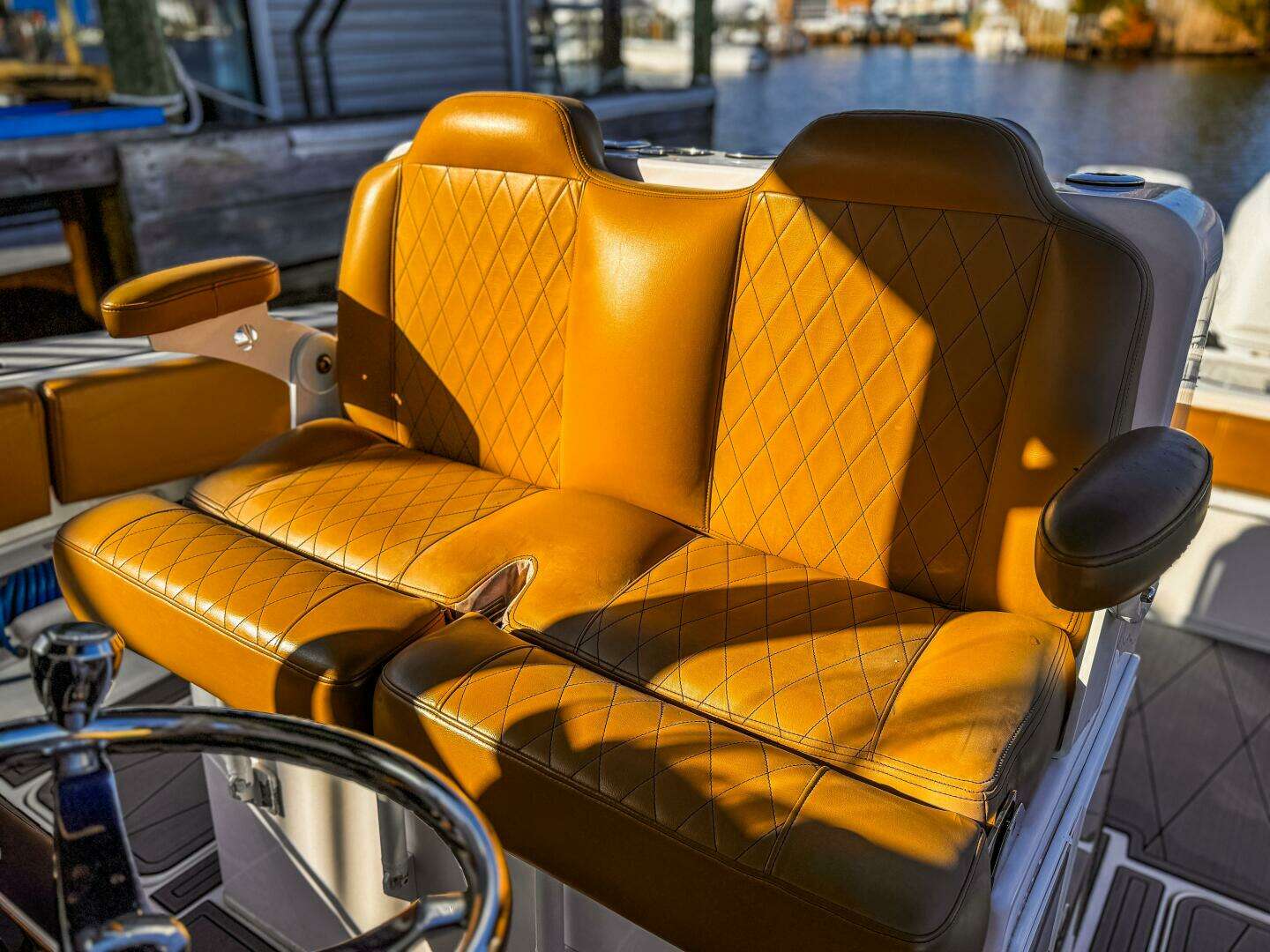 Fountain 38CC Yacht For Sale