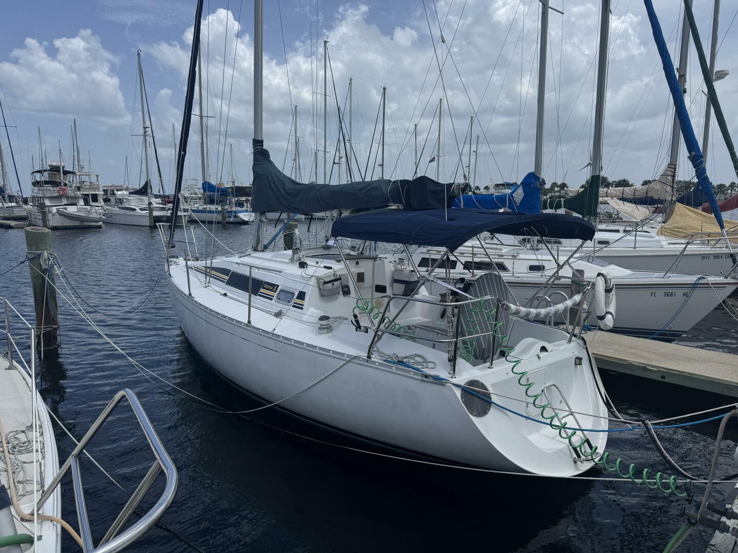28ft Beneteau Yacht For Sale