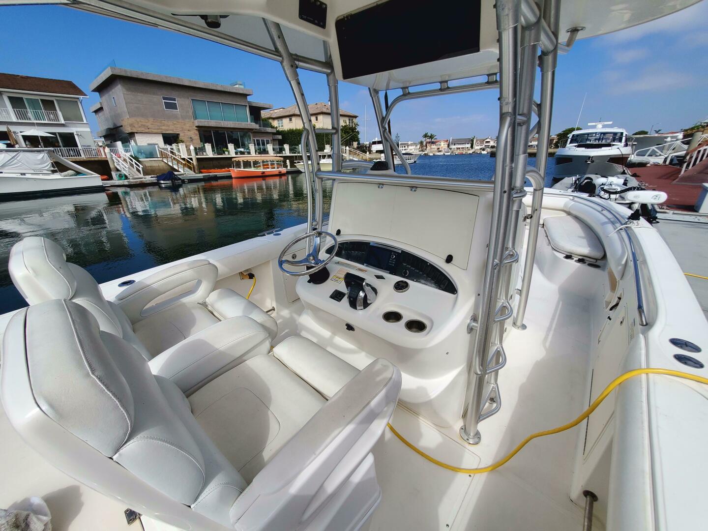 Shana Linn 32ft Boston Whaler Yacht For Sale