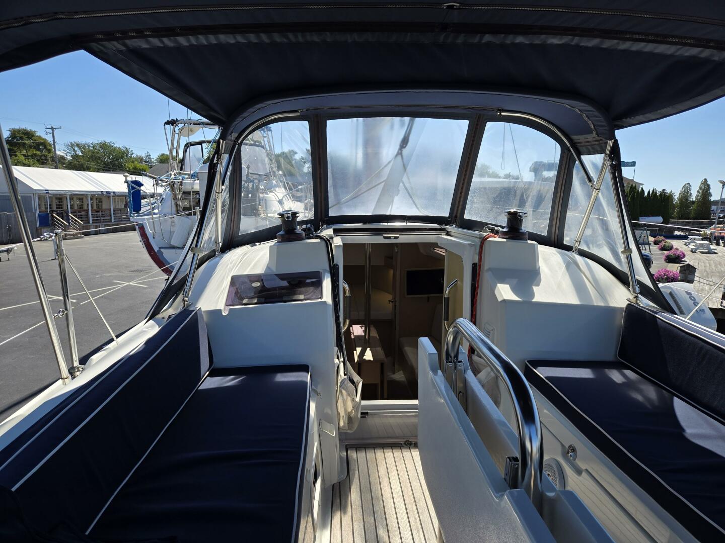 No Worries 30ft Beneteau Yacht For Sale