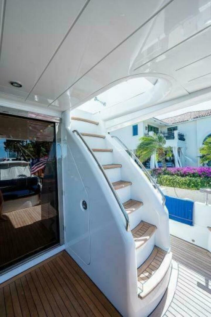 OCTOBER PRINCESS 72ft Viking Sport Cruisers Yacht For Sale