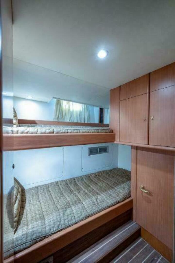 OCTOBER PRINCESS 72ft Viking Sport Cruisers Yacht For Sale