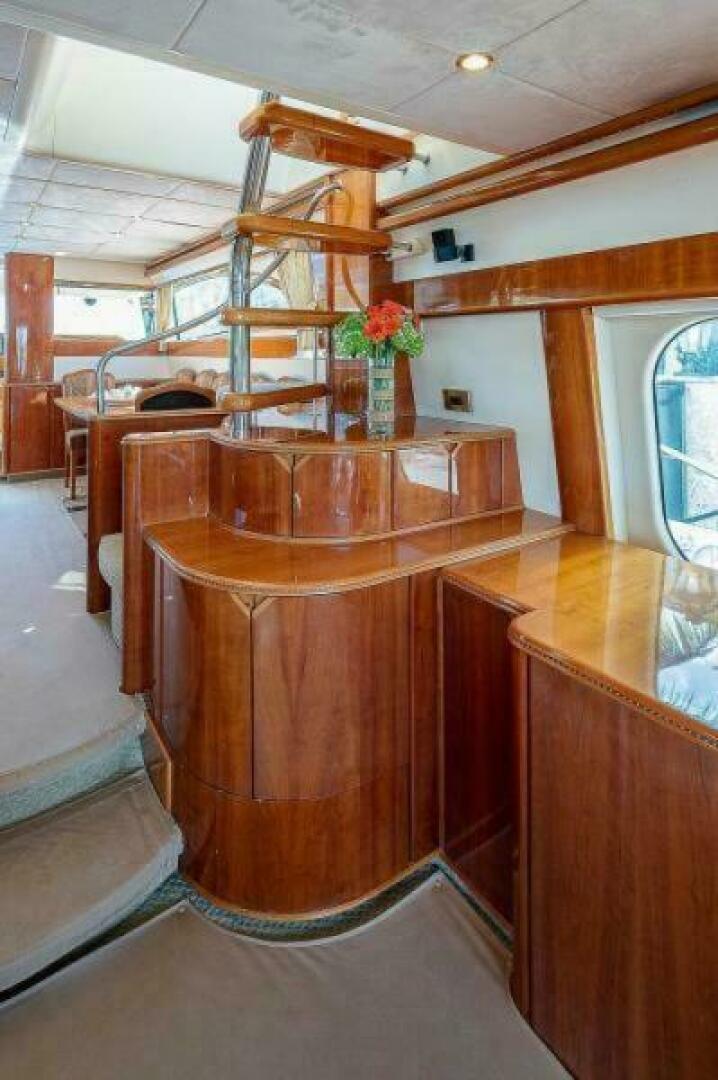 OCTOBER PRINCESS 72ft Viking Sport Cruisers Yacht For Sale