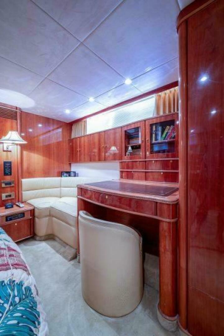 OCTOBER PRINCESS 72ft Viking Sport Cruisers Yacht For Sale