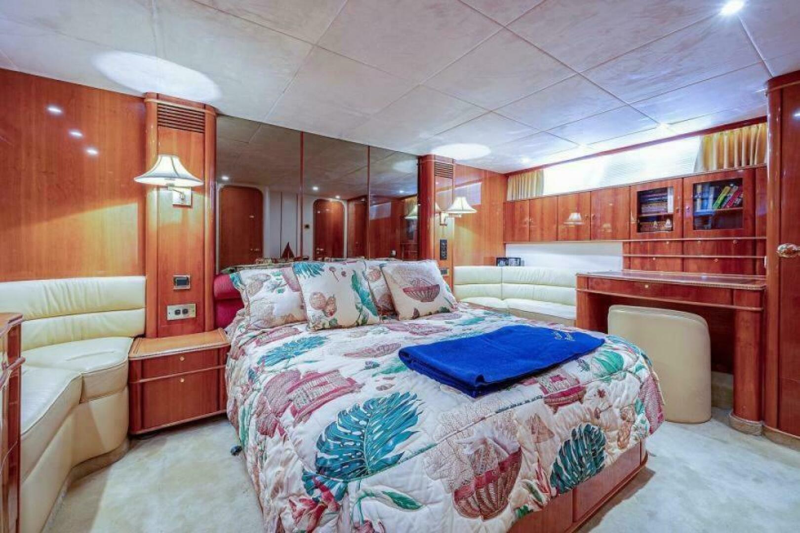 OCTOBER PRINCESS 72ft Viking Sport Cruisers Yacht For Sale