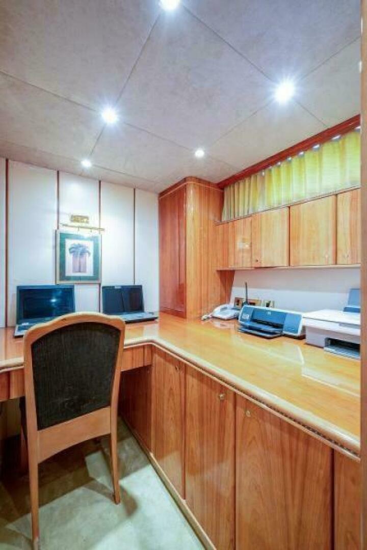 OCTOBER PRINCESS 72ft Viking Sport Cruisers Yacht For Sale