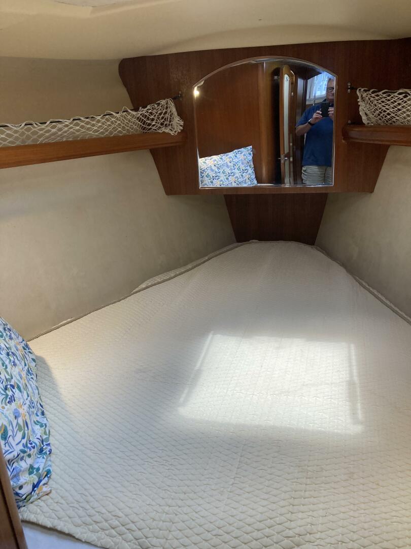 Wind Dancer 42ft Hunter Yacht For Sale