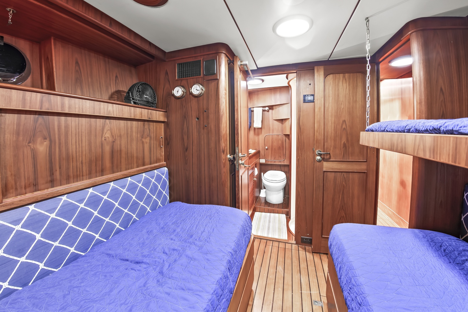 4 Umbrellas 78ft Jongert Yacht For Sale