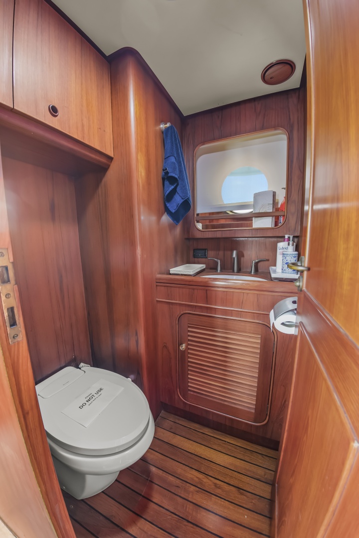 4 Umbrellas 78ft Jongert Yacht For Sale