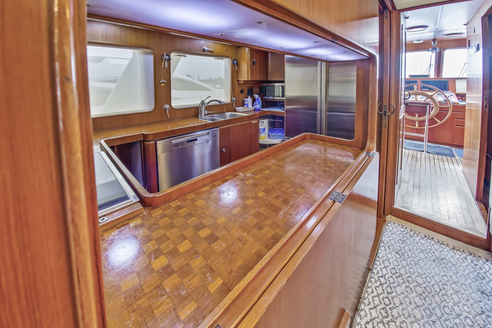 4 Umbrellas 78ft Jongert Yacht For Sale