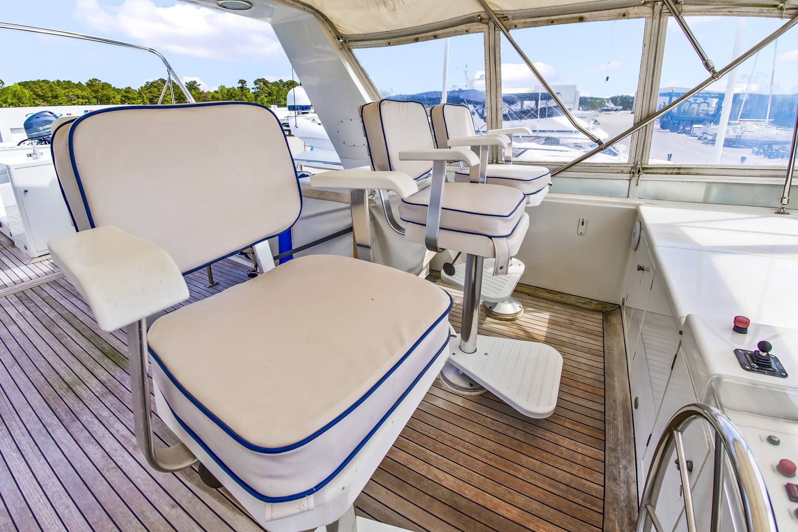 4 Umbrellas 78ft Jongert Yacht For Sale