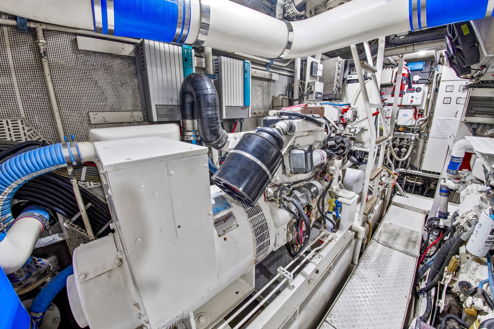 4 Umbrellas 78ft Jongert Yacht For Sale