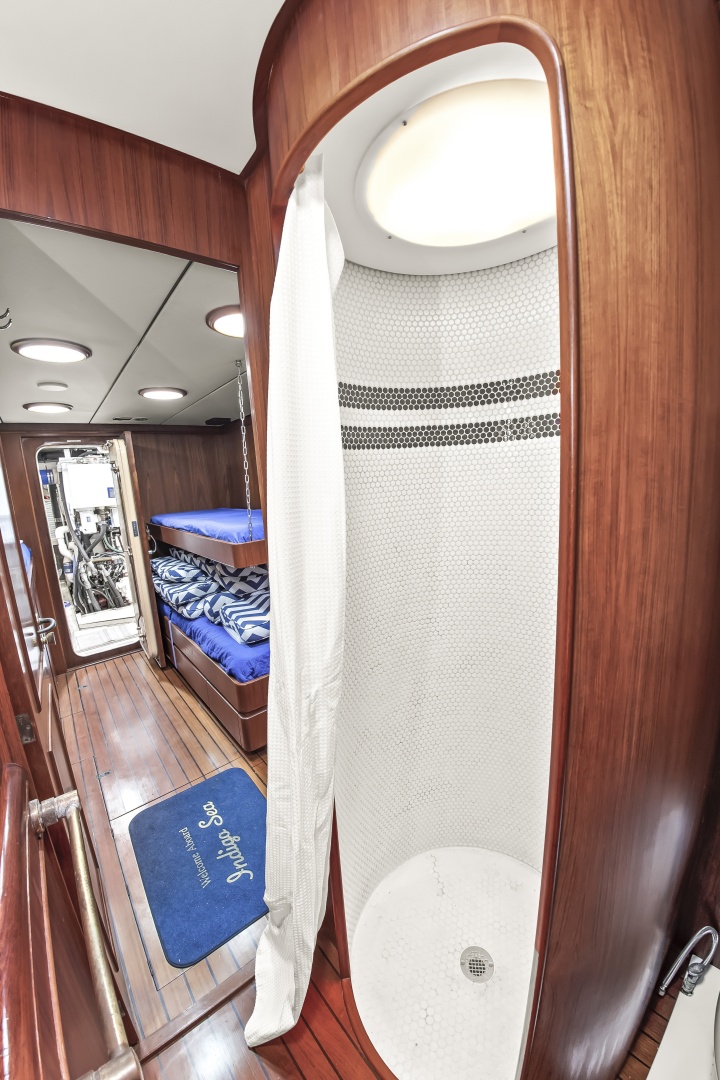 4 Umbrellas 78ft Jongert Yacht For Sale