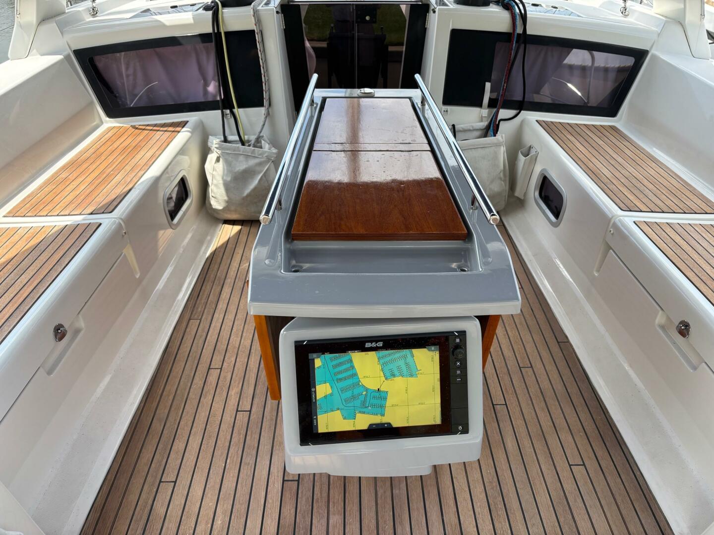 48ft Beneteau Yacht For Sale