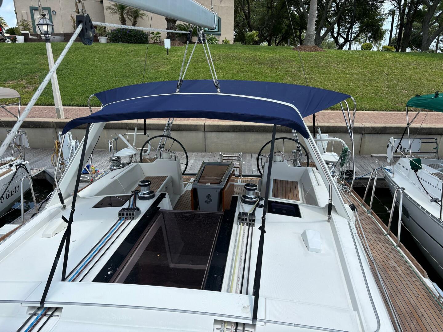 48ft Beneteau Yacht For Sale