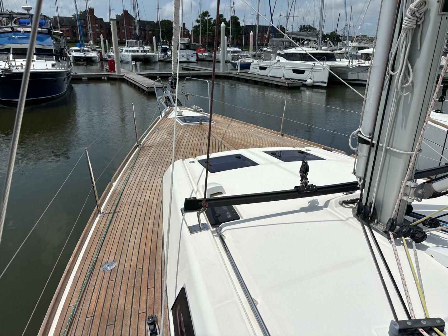 48ft Beneteau Yacht For Sale