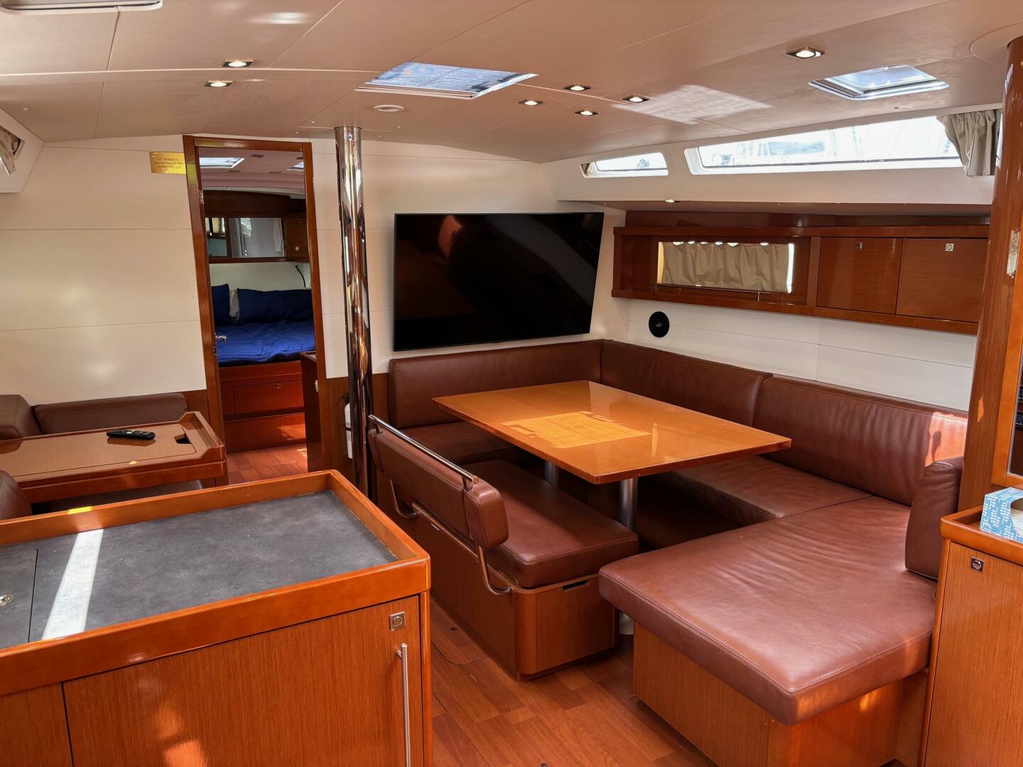 48ft Beneteau Yacht For Sale