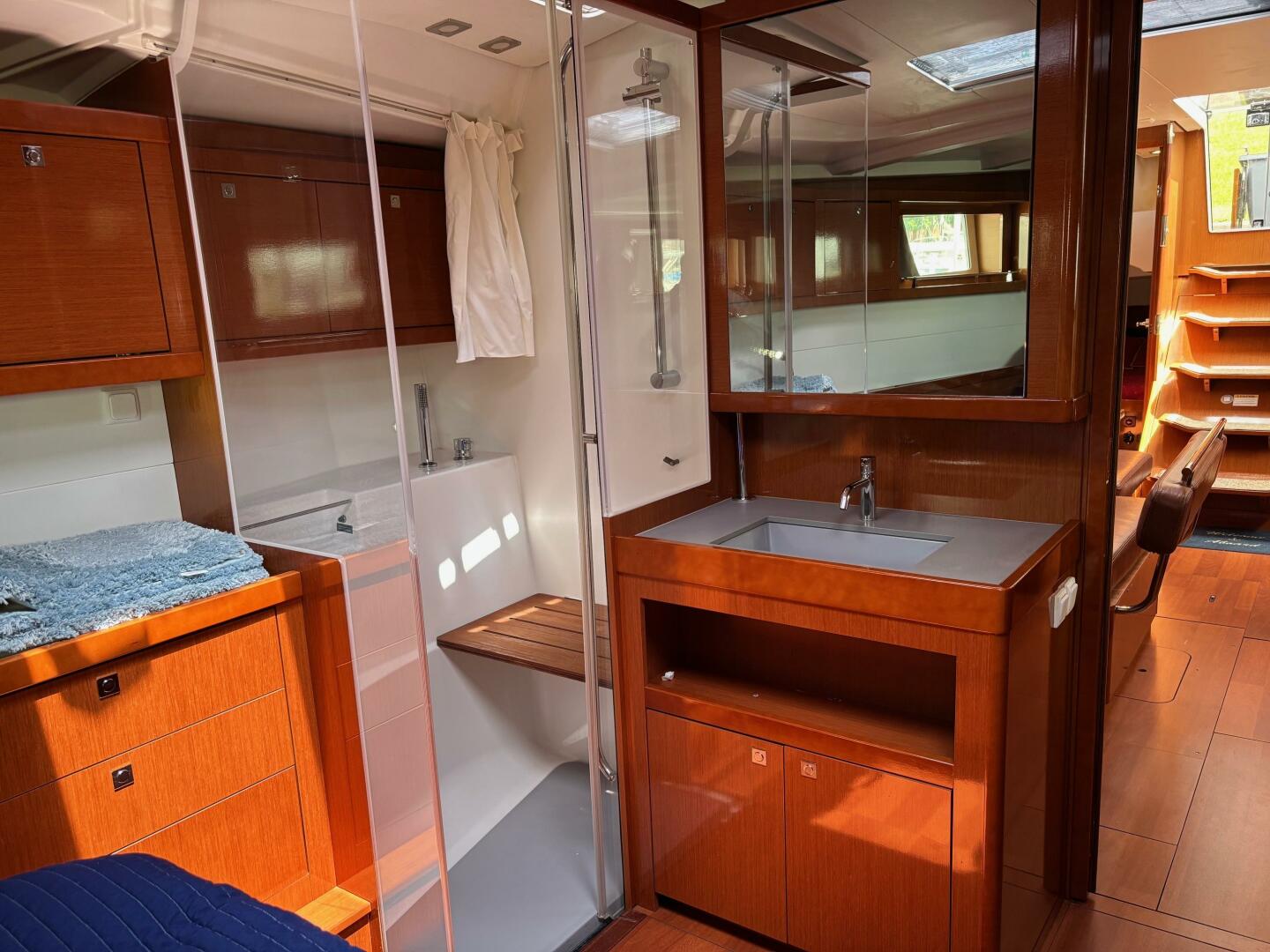 48ft Beneteau Yacht For Sale