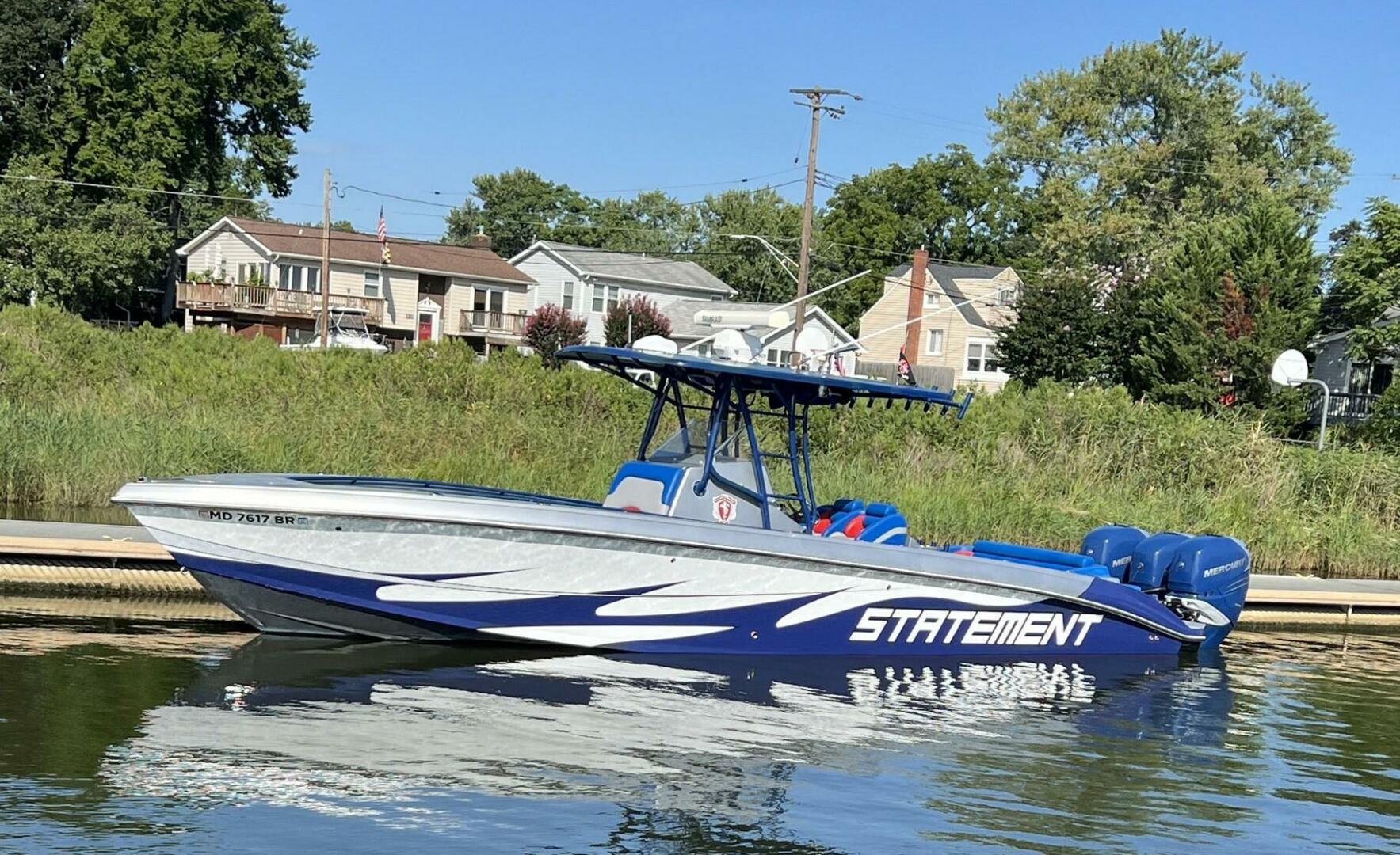 38ft Statement Yacht For Sale