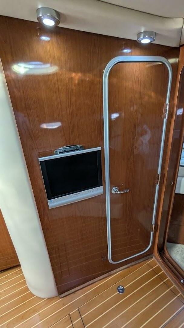 35ft Regal Yacht For Sale