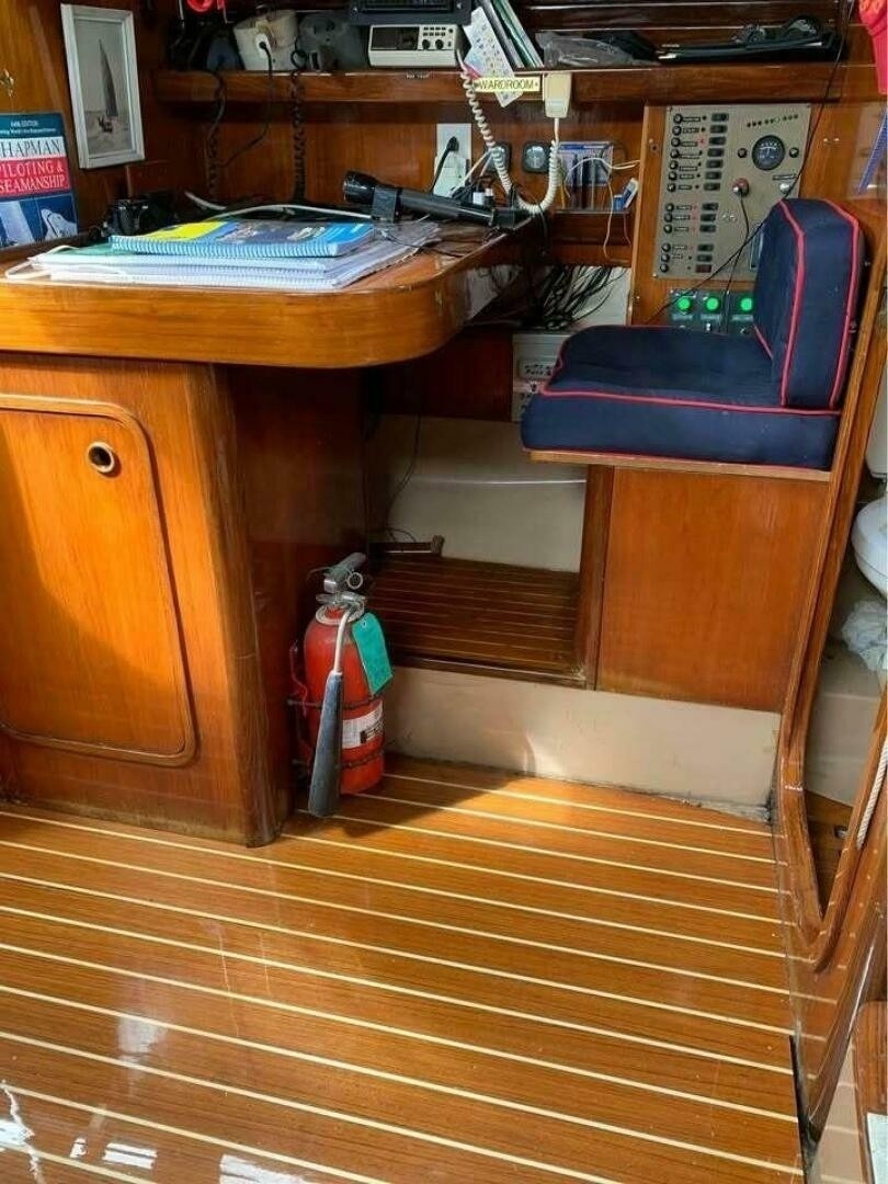 42ft Beneteau Yacht For Sale