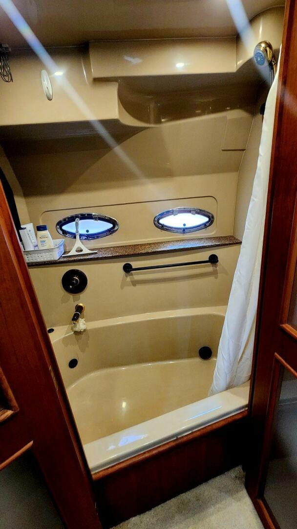 Andrea s Fault 44ft Cruisers Yachts Yacht For Sale