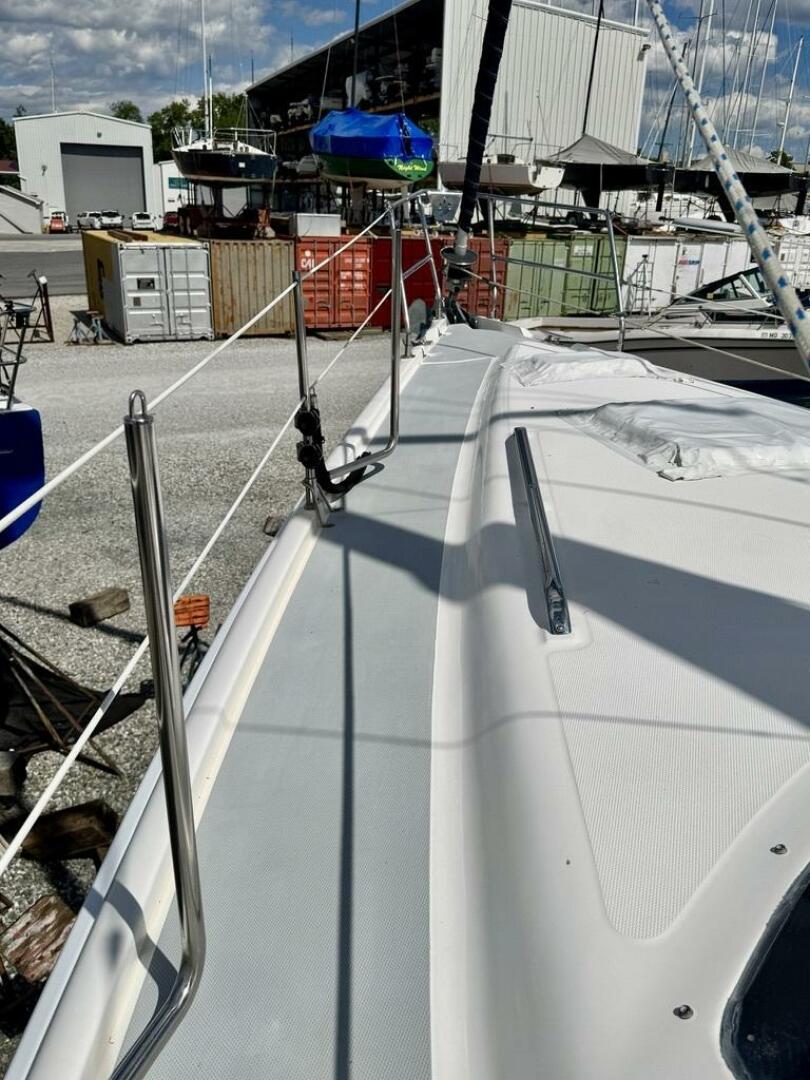 GYPSY PALACE 42ft Hunter Yacht For Sale