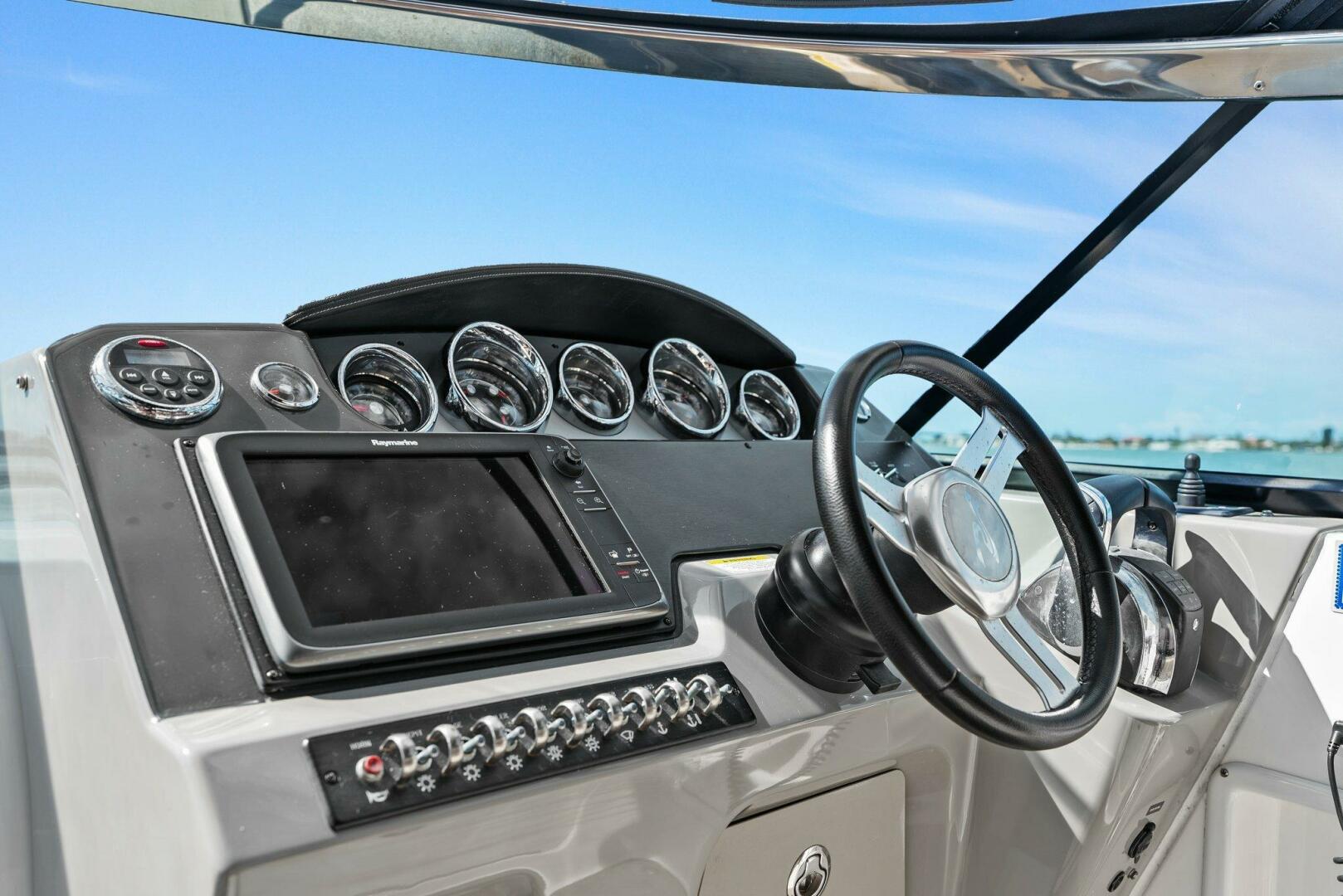 2014 Sea Ray 370 Venture (Lil Sea Sass)-Helm
