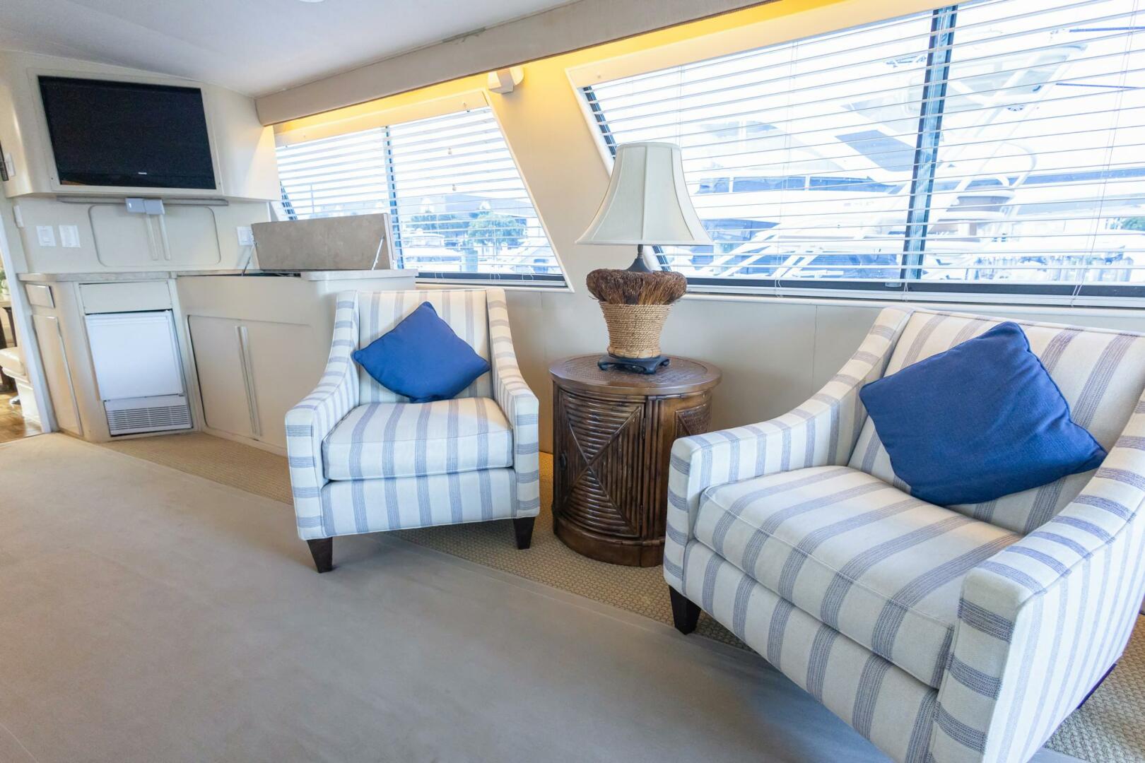 JUNKANOO 70ft Hatteras Yacht For Sale