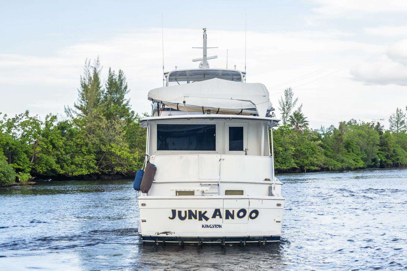 JUNKANOO 70ft Hatteras Yacht For Sale
