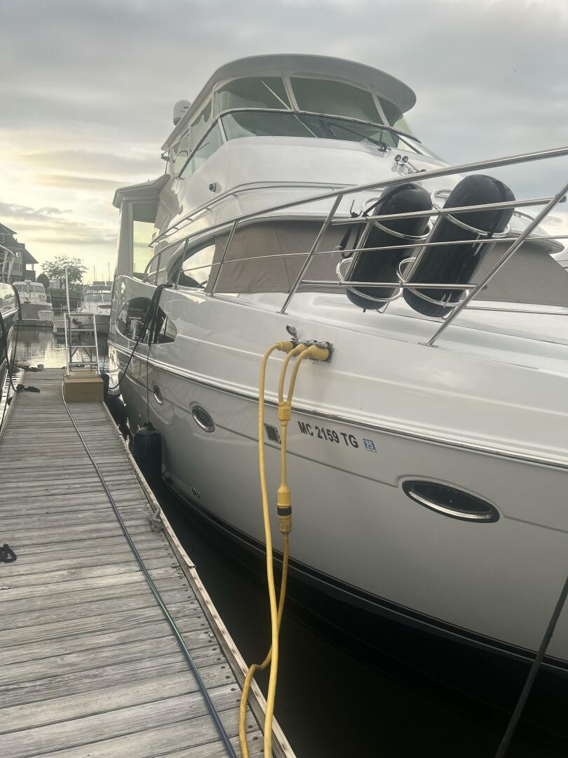 46ft Carver Yacht For Sale