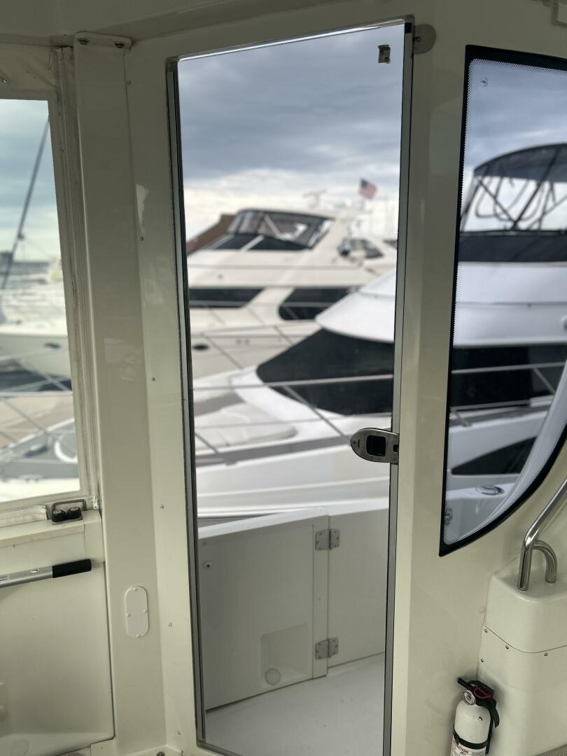 46ft Carver Yacht For Sale