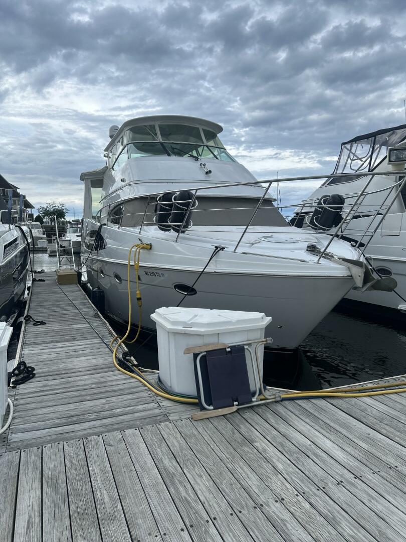 46ft Carver Yacht For Sale