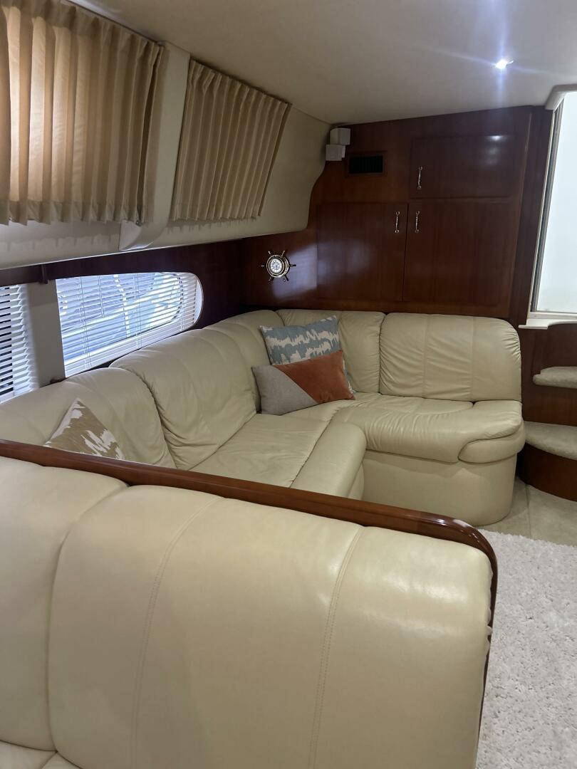46ft Carver Yacht For Sale