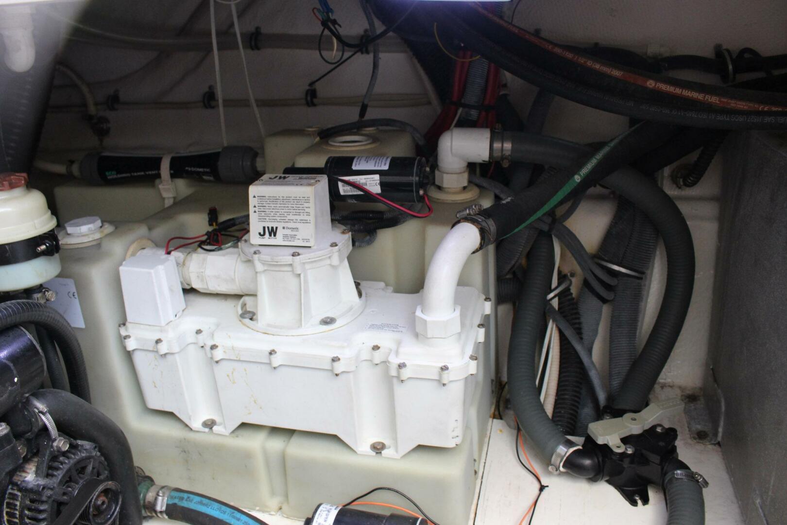 HAPPY OURS 35ft Chaparral Yacht For Sale