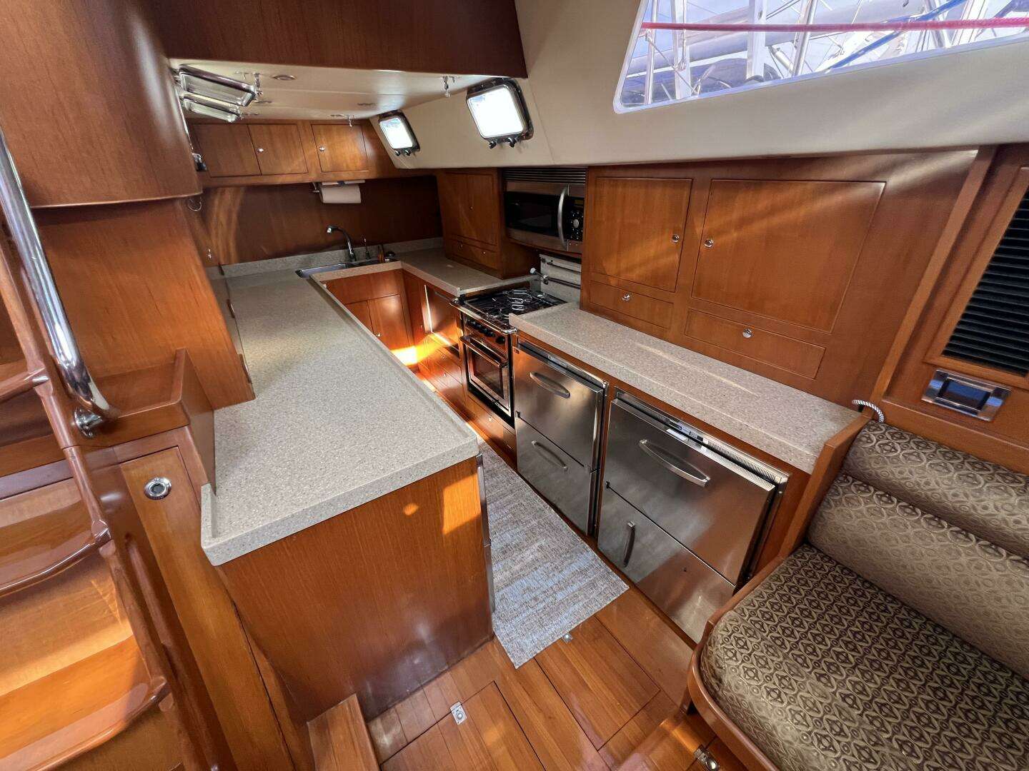 70ft Hylas Yacht For Sale 70ft Hylas Yacht For Sale