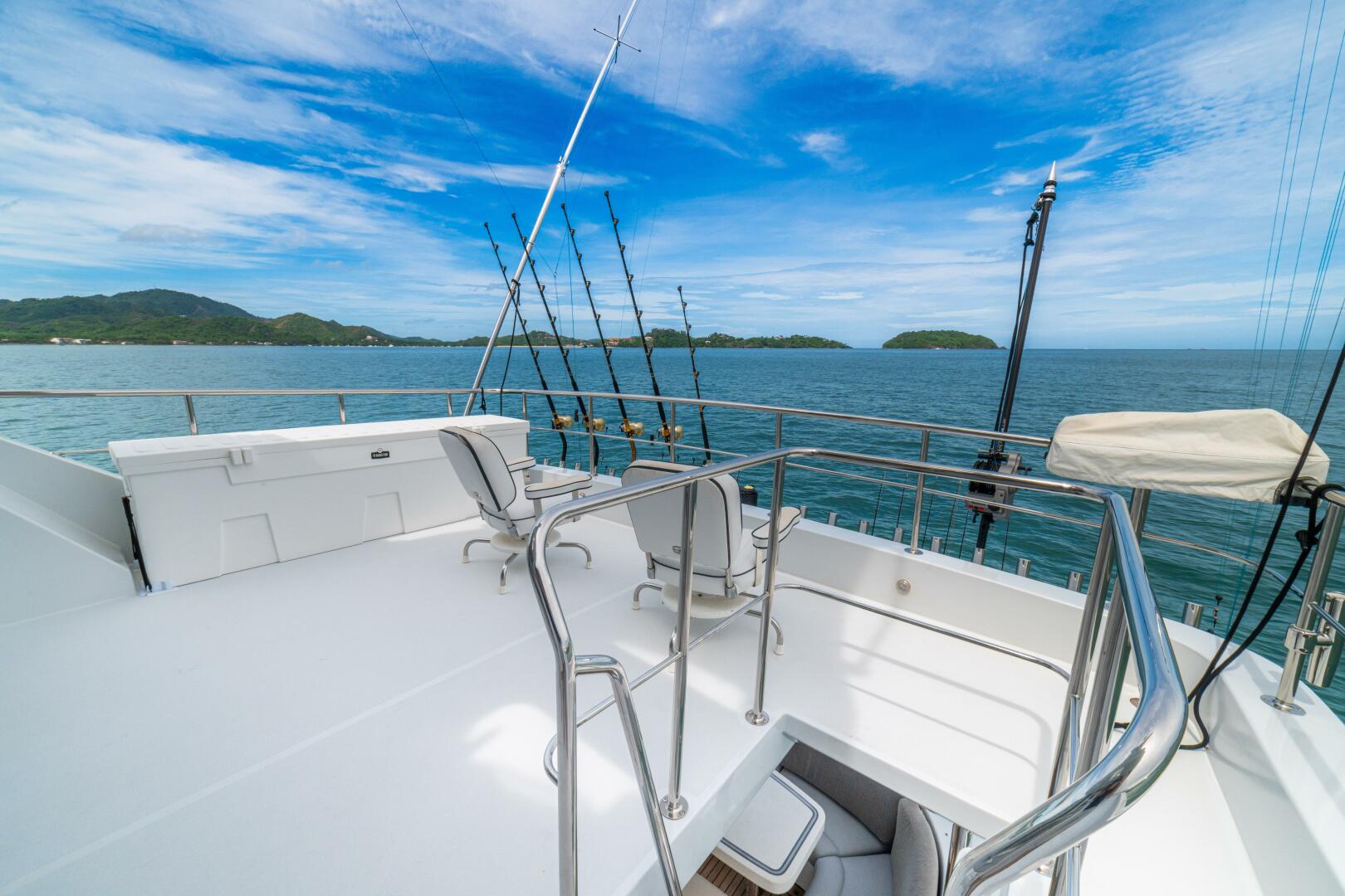 PRIMETIME 98ft Queenship Yacht For Sale