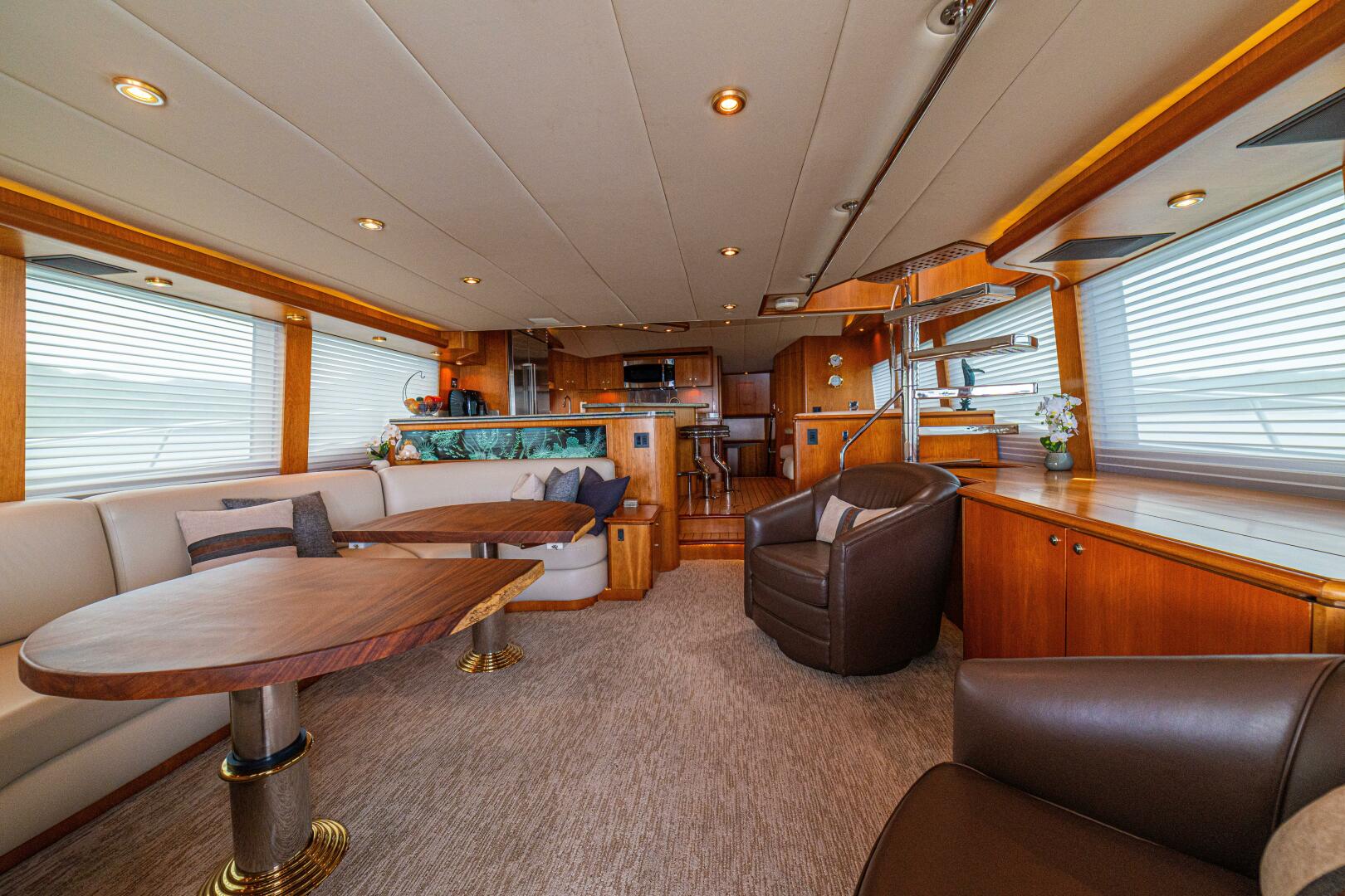 PRIMETIME 98ft Queenship Yacht For Sale