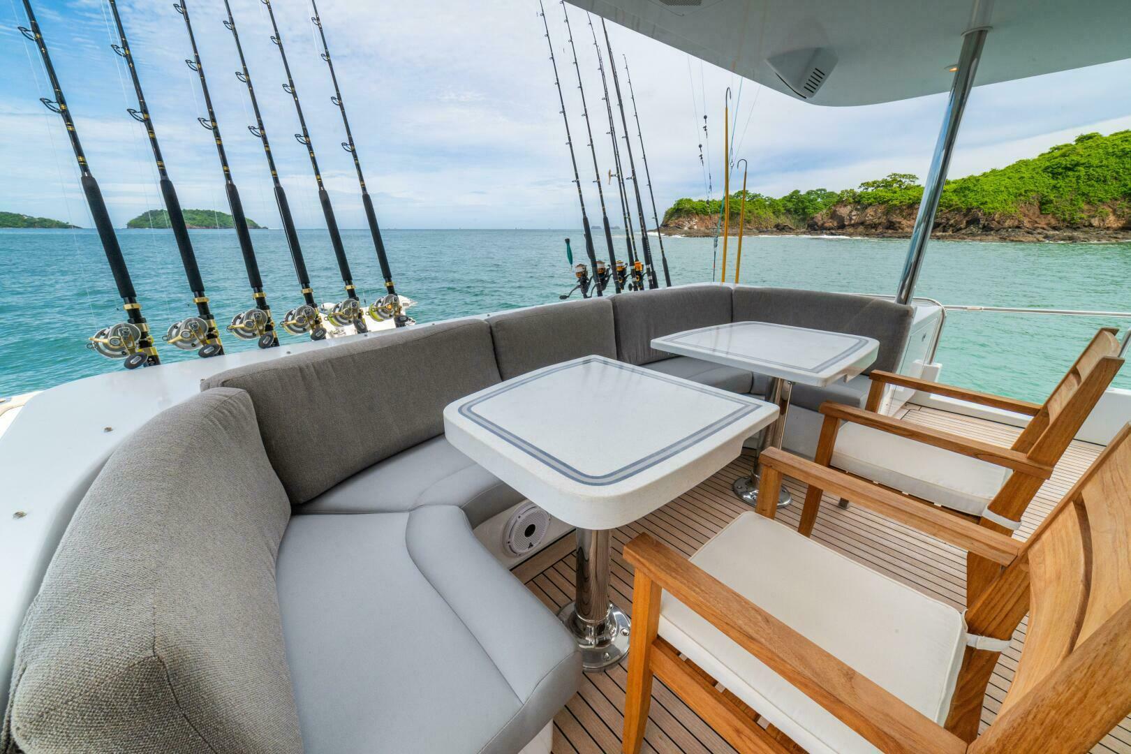 PRIMETIME 98ft Queenship Yacht For Sale