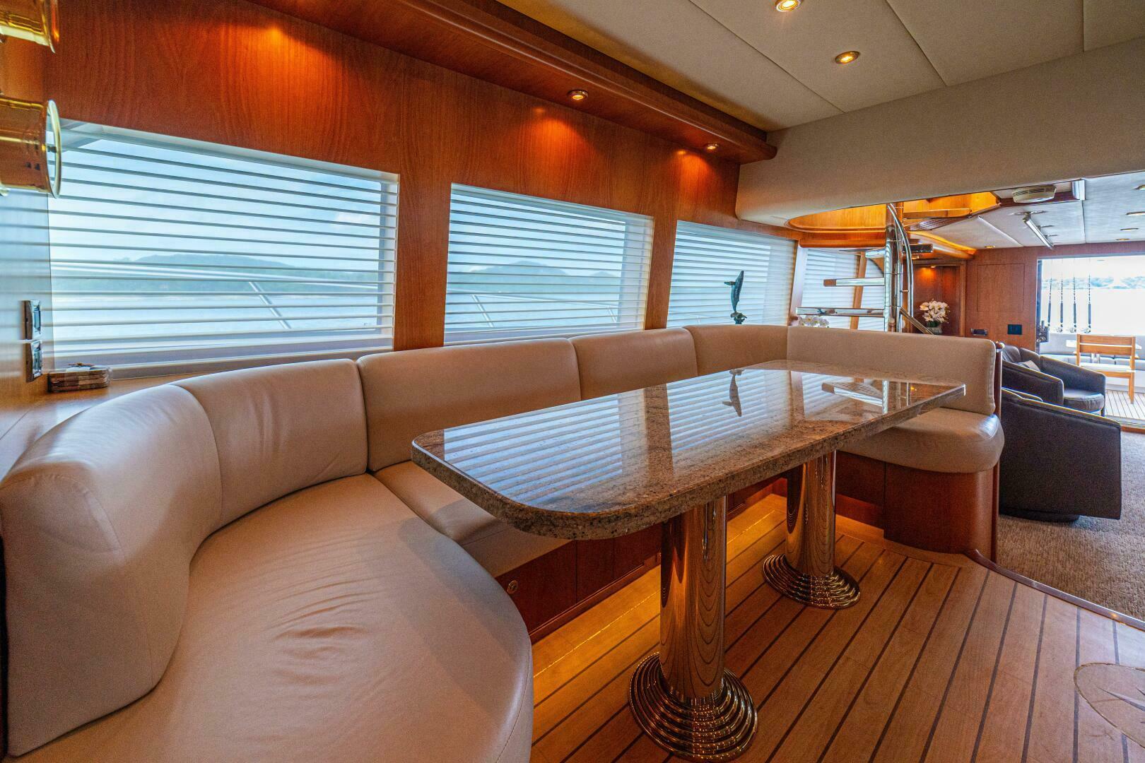 PRIMETIME 98ft Queenship Yacht For Sale