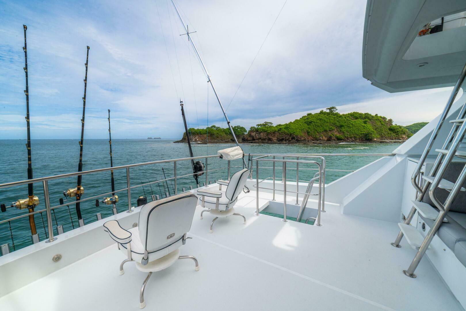 PRIMETIME 98ft Queenship Yacht For Sale