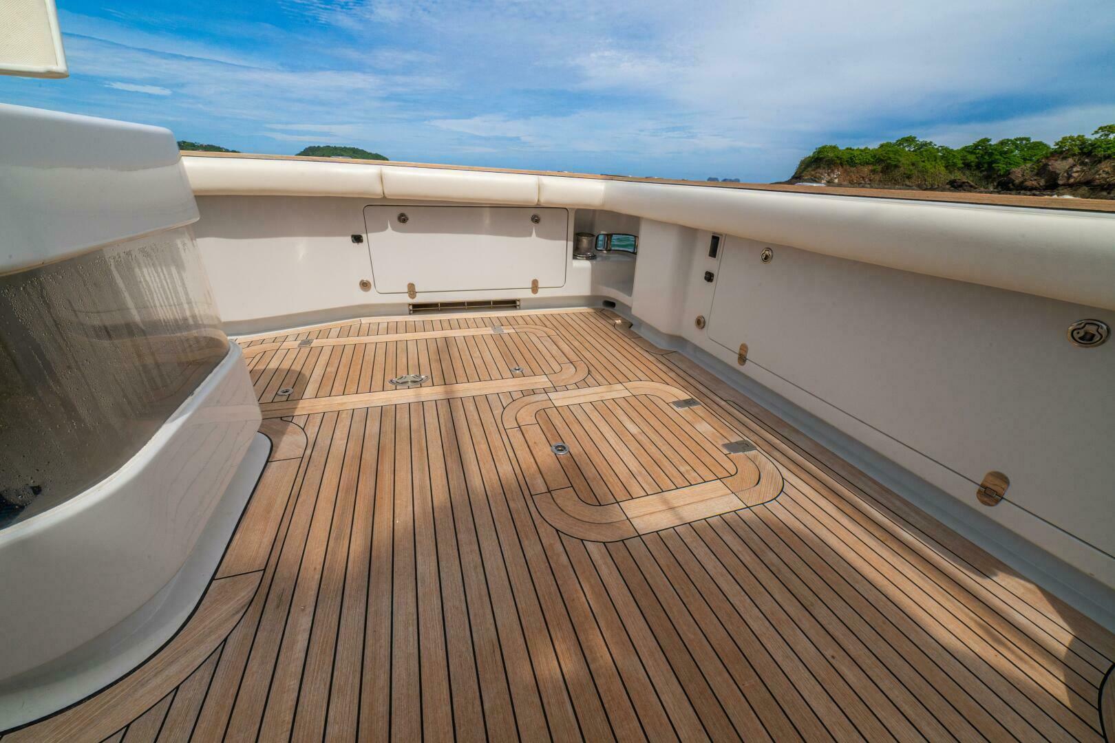 PRIMETIME 98ft Queenship Yacht For Sale