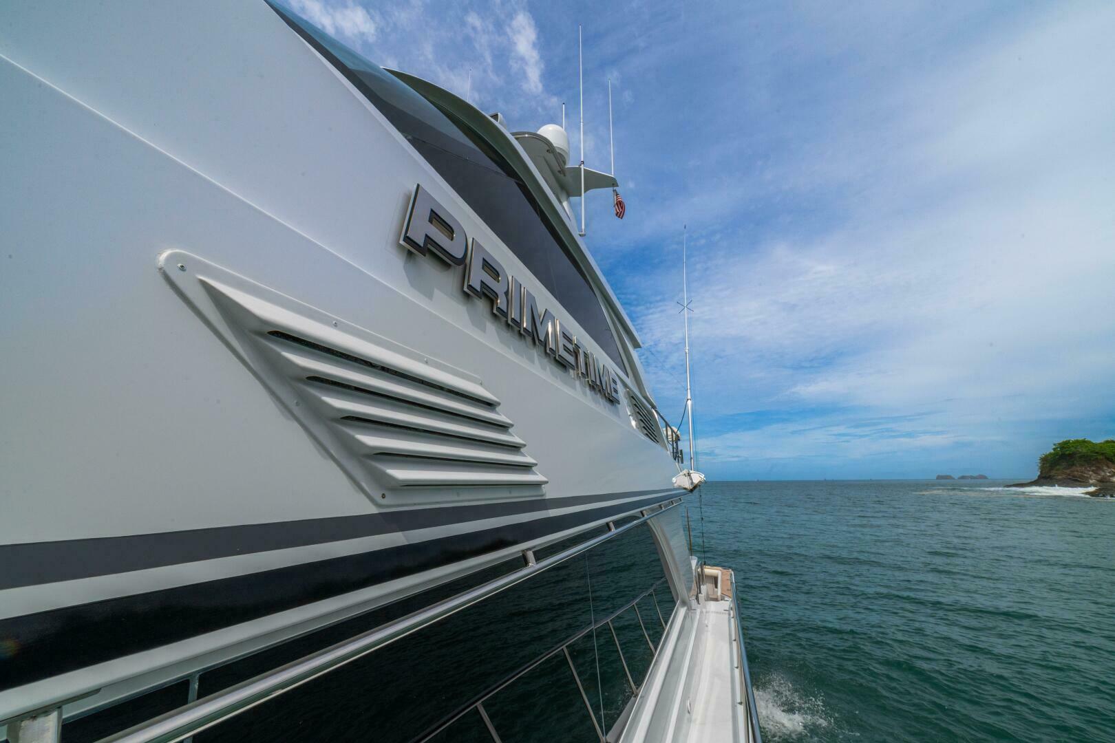 PRIMETIME 98ft Queenship Yacht For Sale