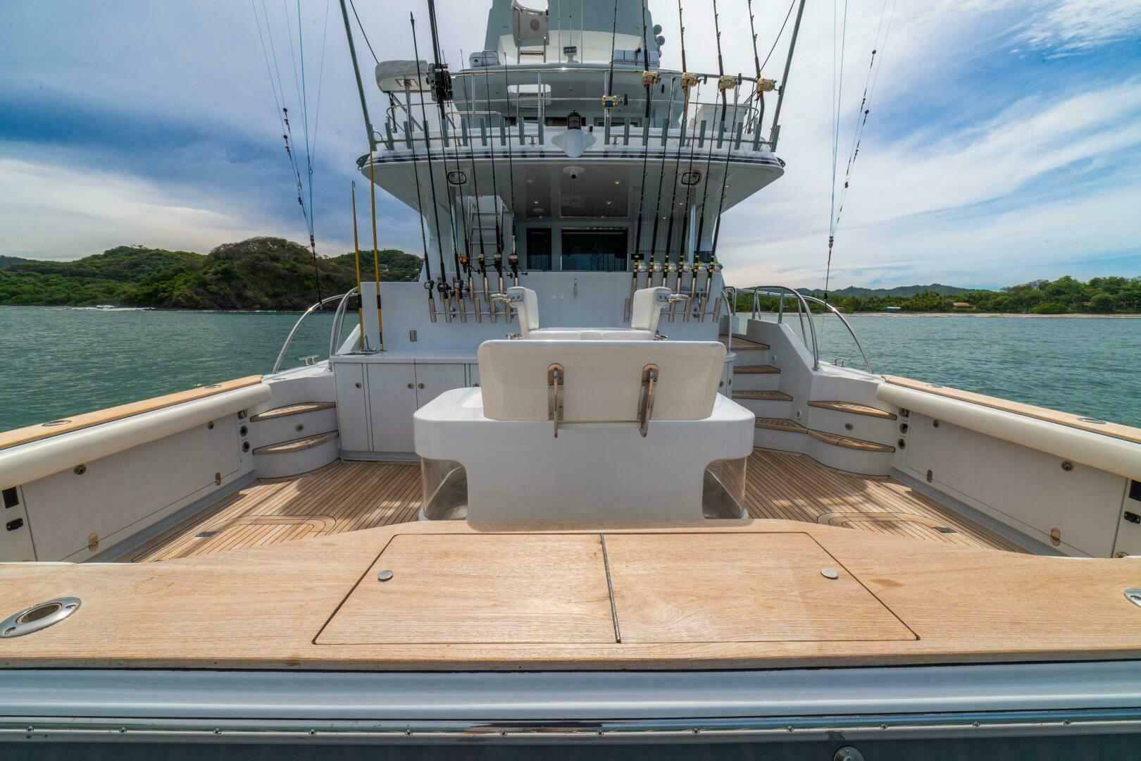PRIMETIME 98ft Queenship Yacht For Sale