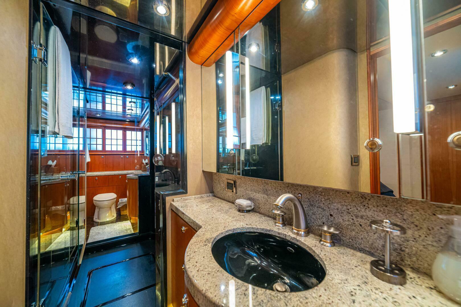 PRIMETIME 98ft Queenship Yacht For Sale