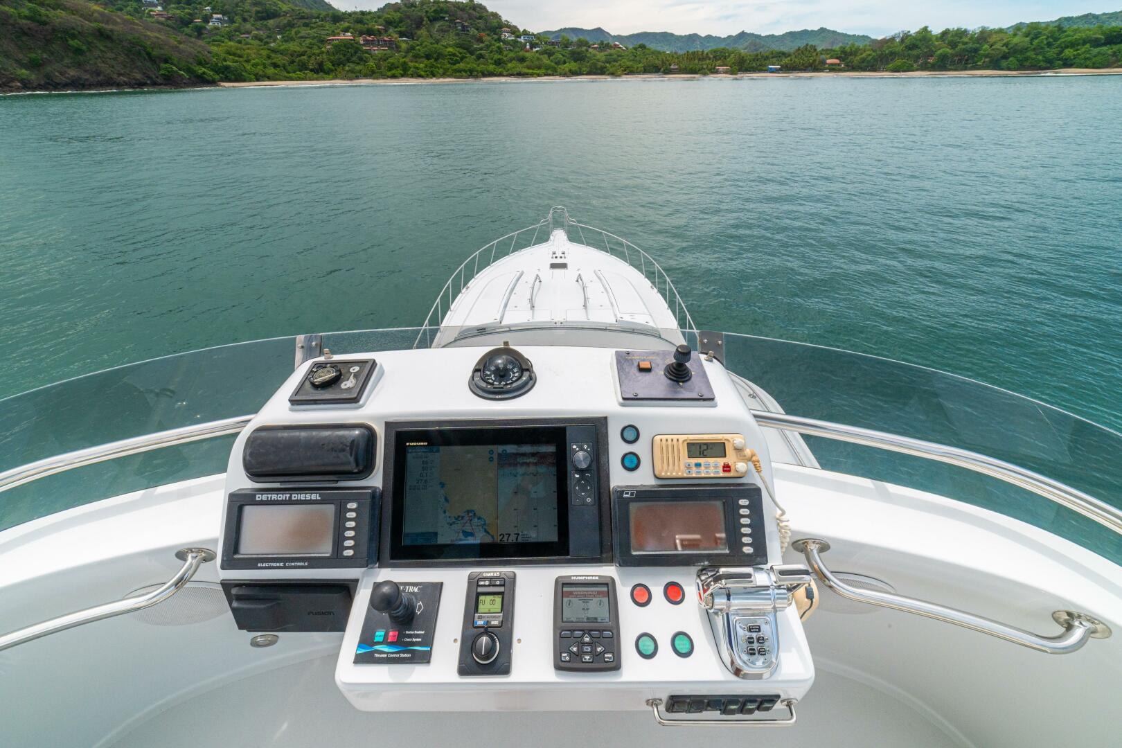 PRIMETIME 98ft Queenship Yacht For Sale